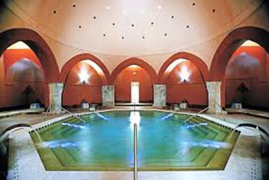 Balance Apartment Central Budapest, Spas, Buda Castle エクステリア 写真